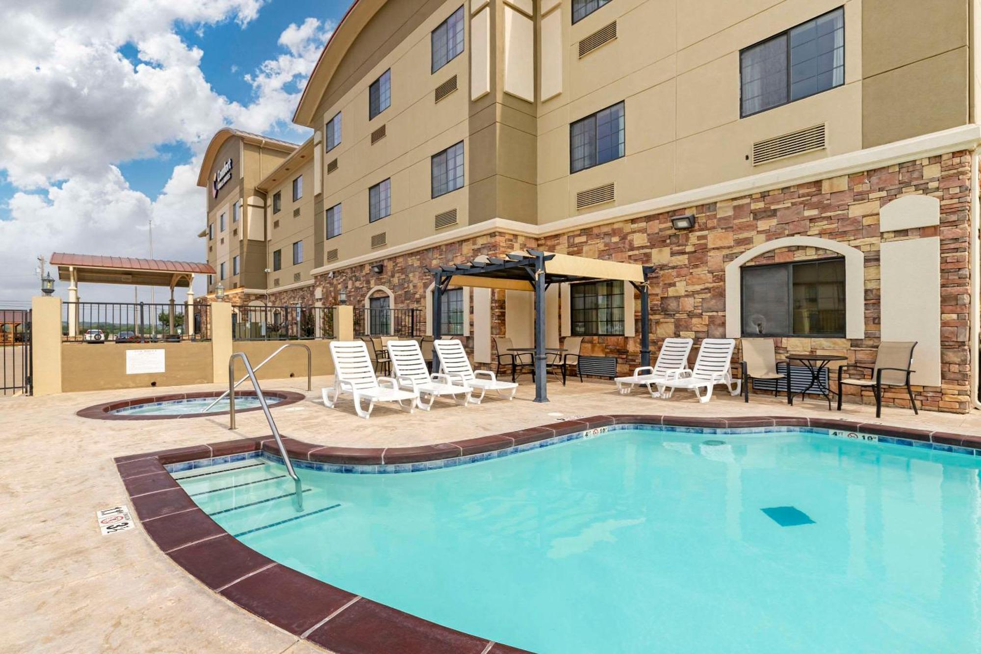 Comfort Inn & Suites Glenpool Экстерьер фото